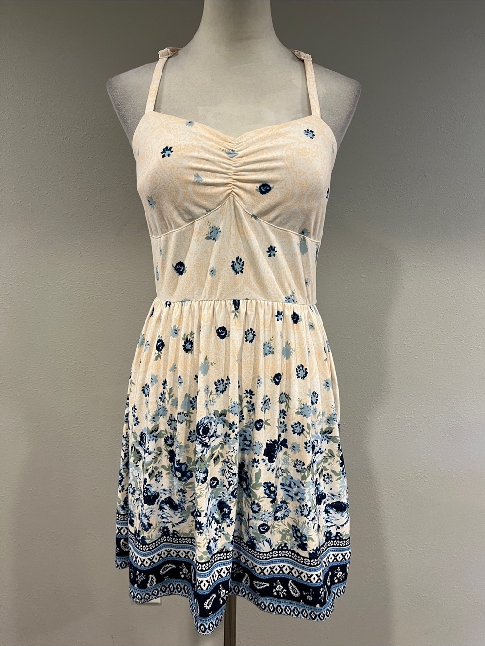 Cream Floral‎ Sundress with straps size juniors large